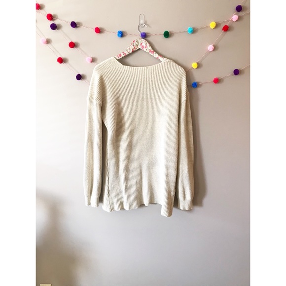 BP v-neck cream tunic sweater - Picture 5 of 6